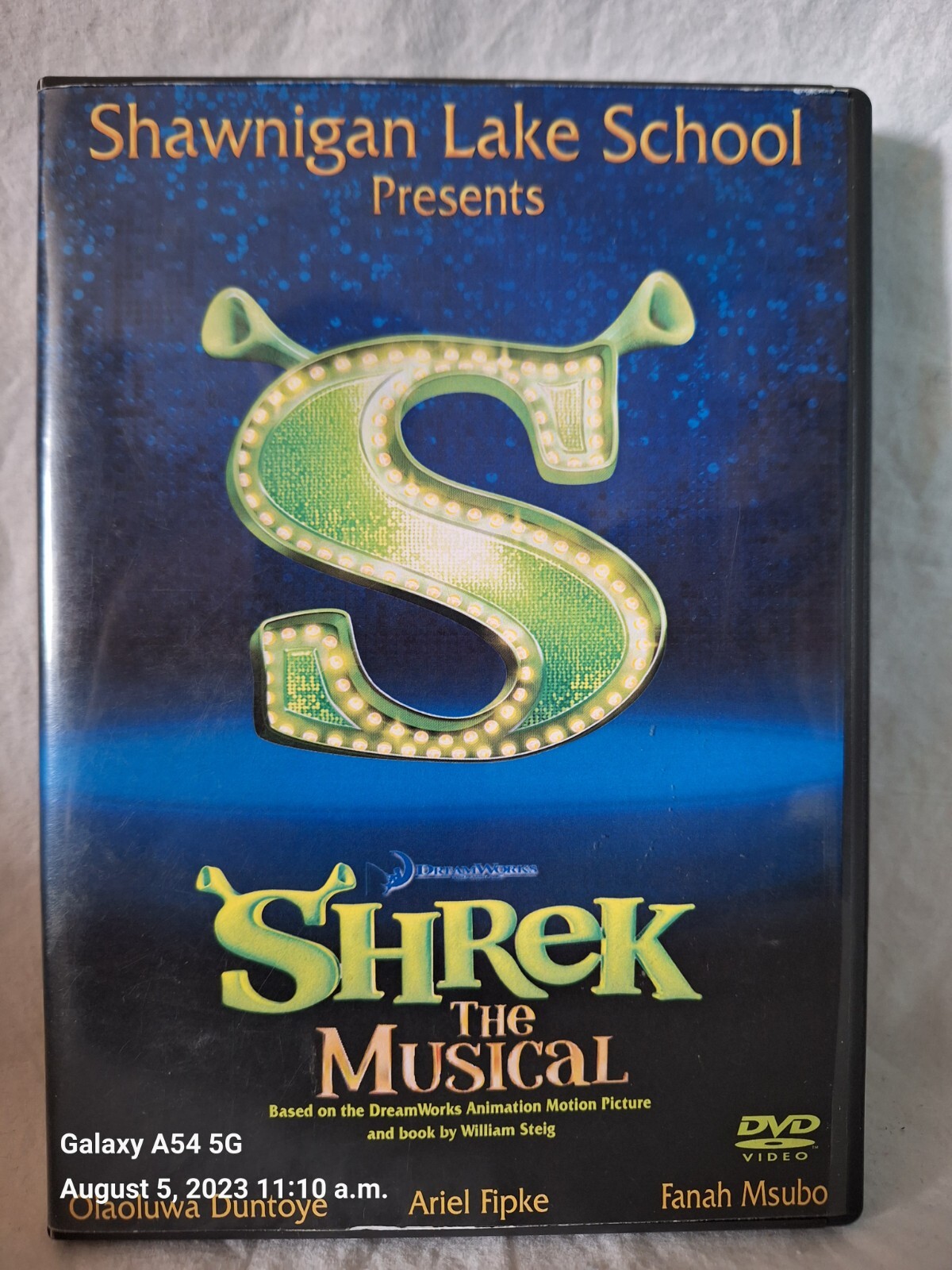 Shawnigan Lake School Presents Shrek: The Musical – (2015/DVD/Region 1)