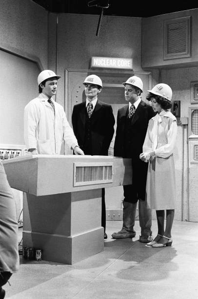 SNL Bill Murray as Matt Crandall Richard Benjamin as Ross Denton D- Old Photo 1