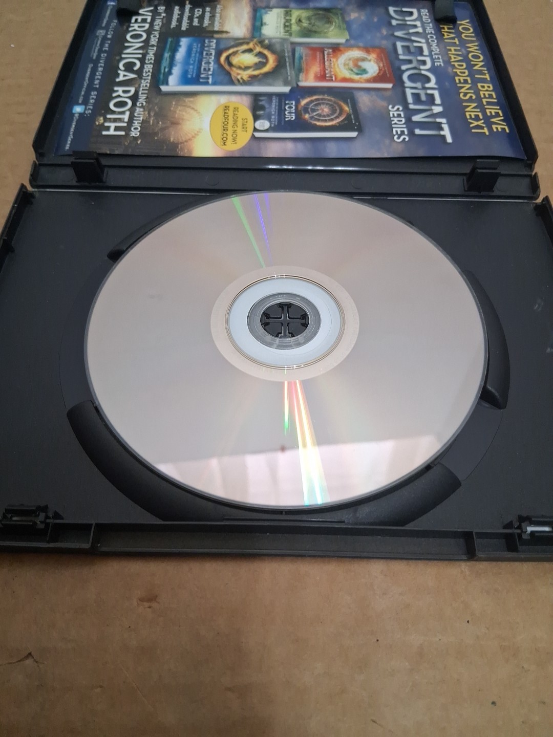 Divergent (DVD+Digital, 2014) Shailene Woodley Theo James Science Fiction Action