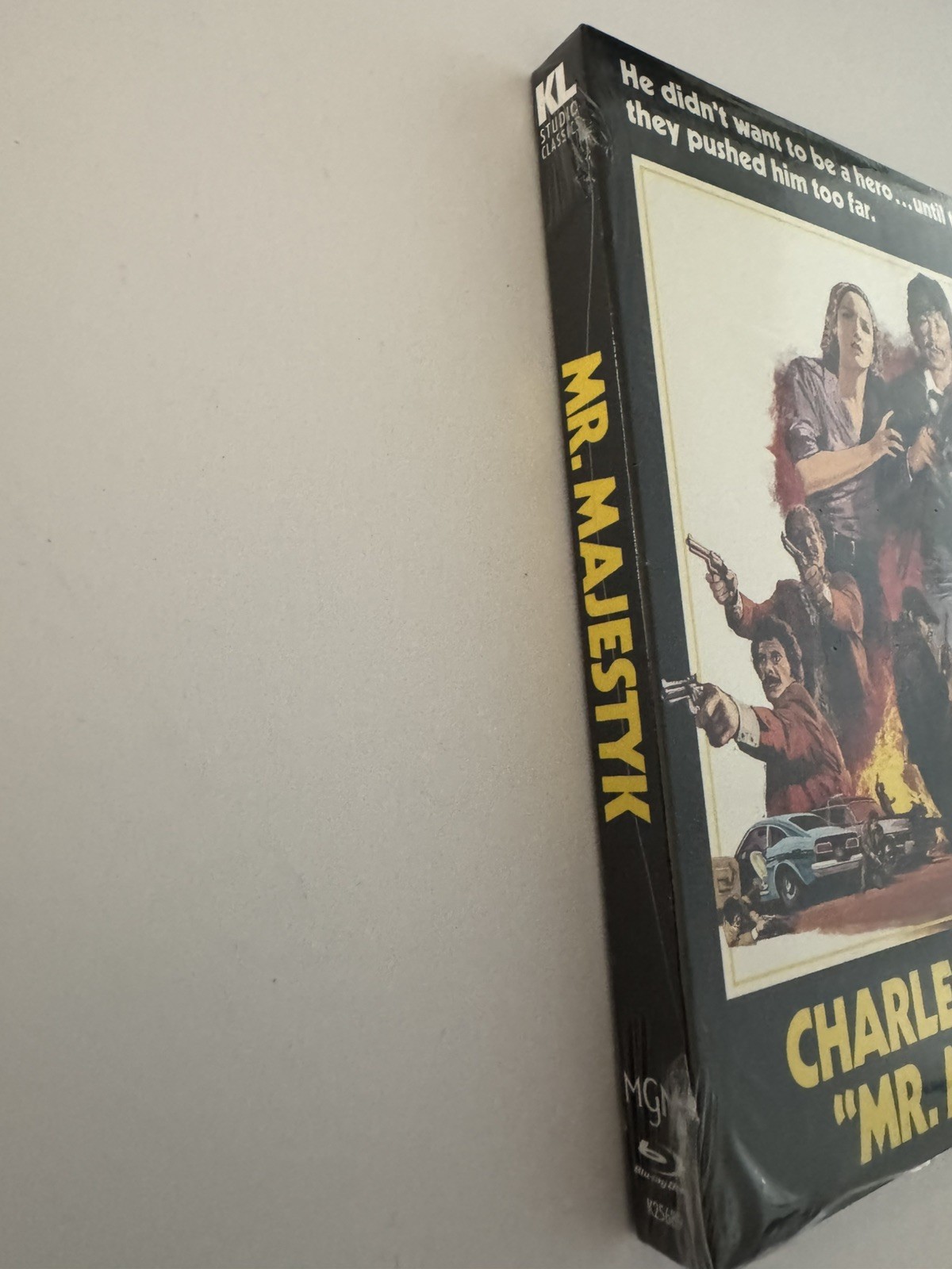 Mr. Majestyk (Blu-ray + Slipcover, 1974) Brand New Sealed