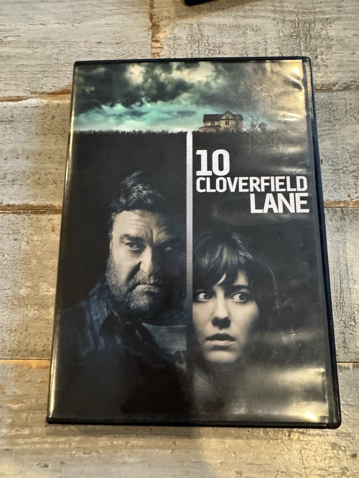 10 Cloverfield Lane DVD 2016 Widescreen John Goodman Mary Elizabeth Winstead