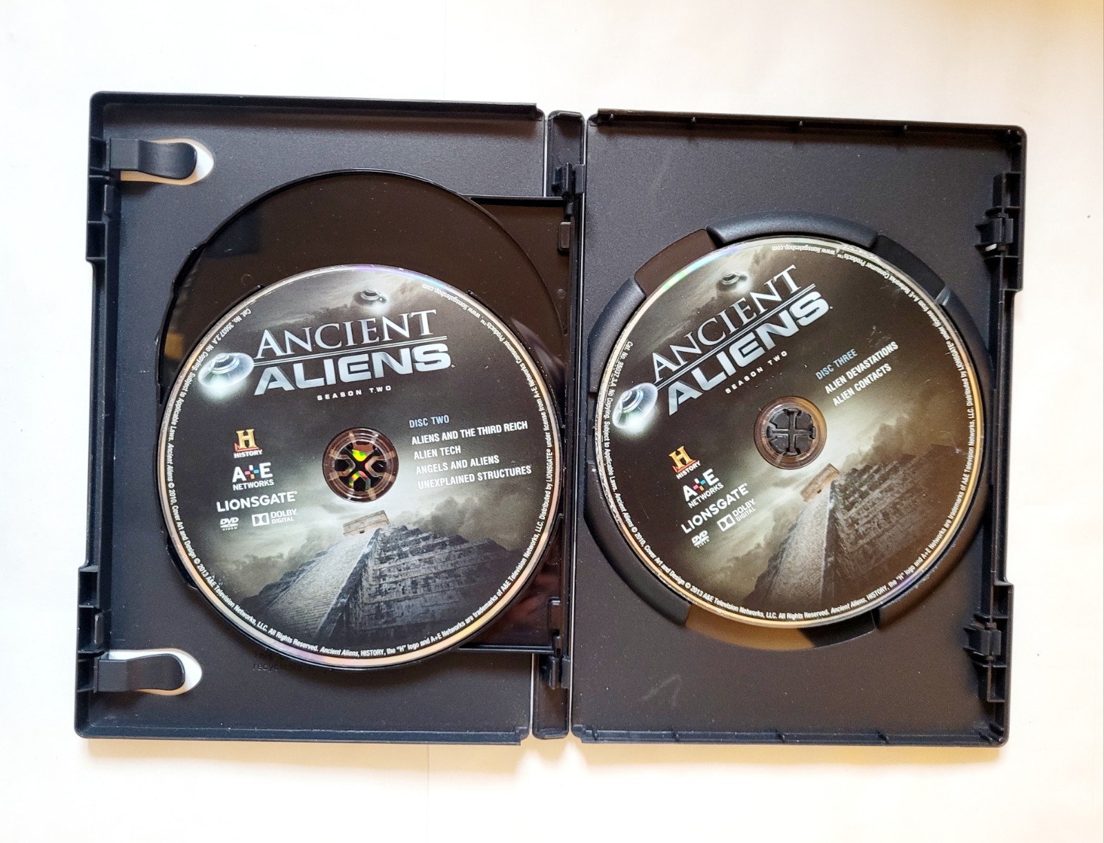 Ancient Aliens Season Two 3 Disc Collection DVD Documentary 7hr 50min Free Shipp
