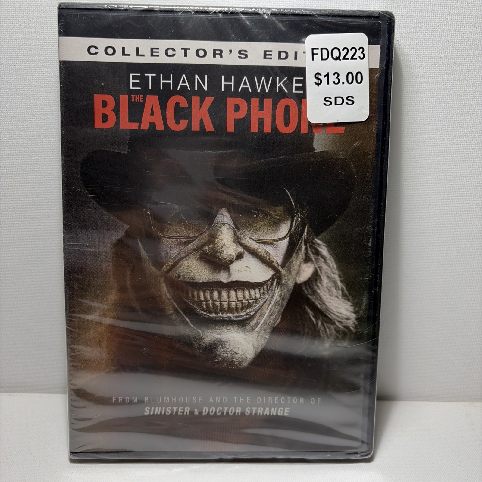 Universal Studios The Black Phone Collector’s Edition DVD Ethan Hawke Horror R