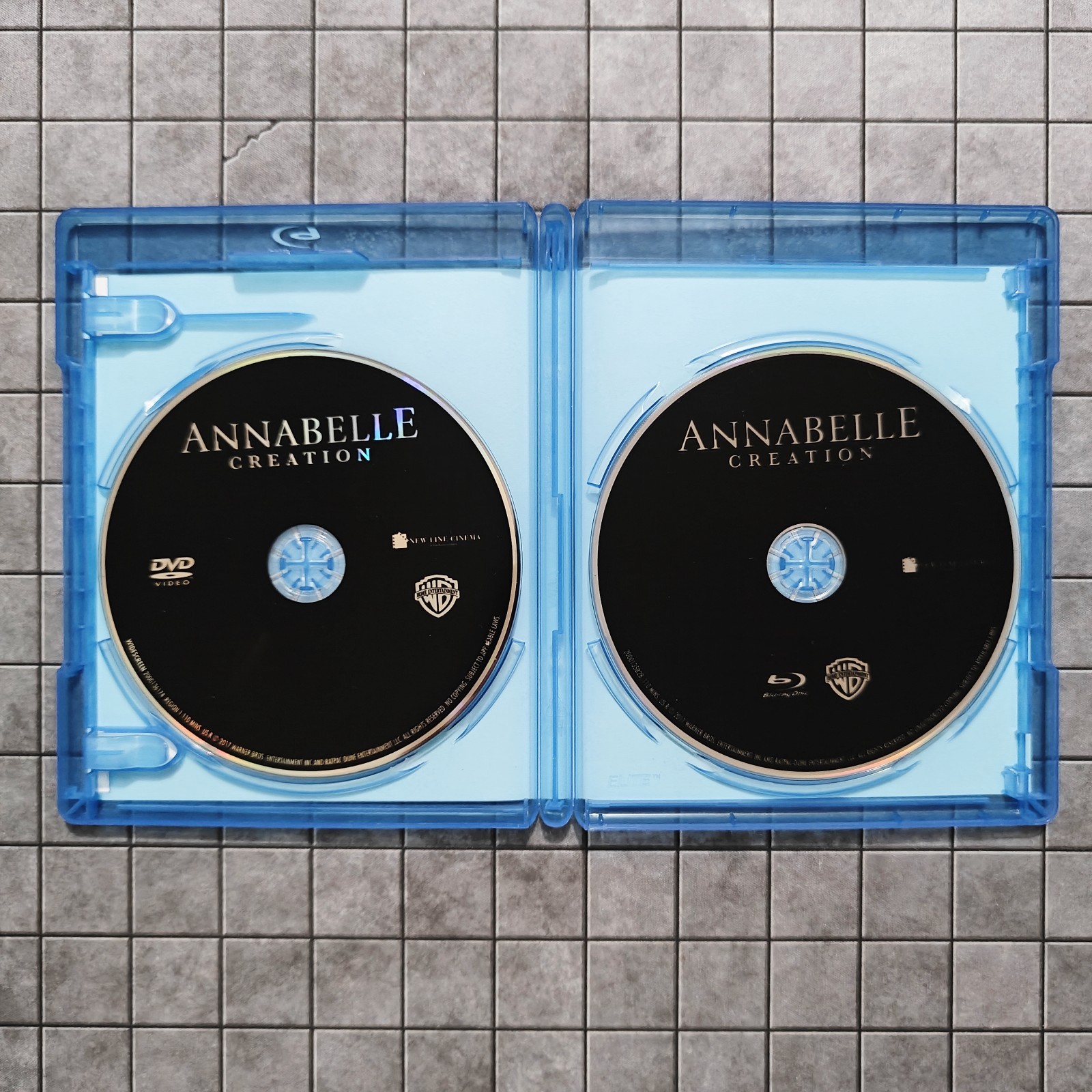 Annabelle: Creation – (Blu-ray + DVD) – EXCELLENT