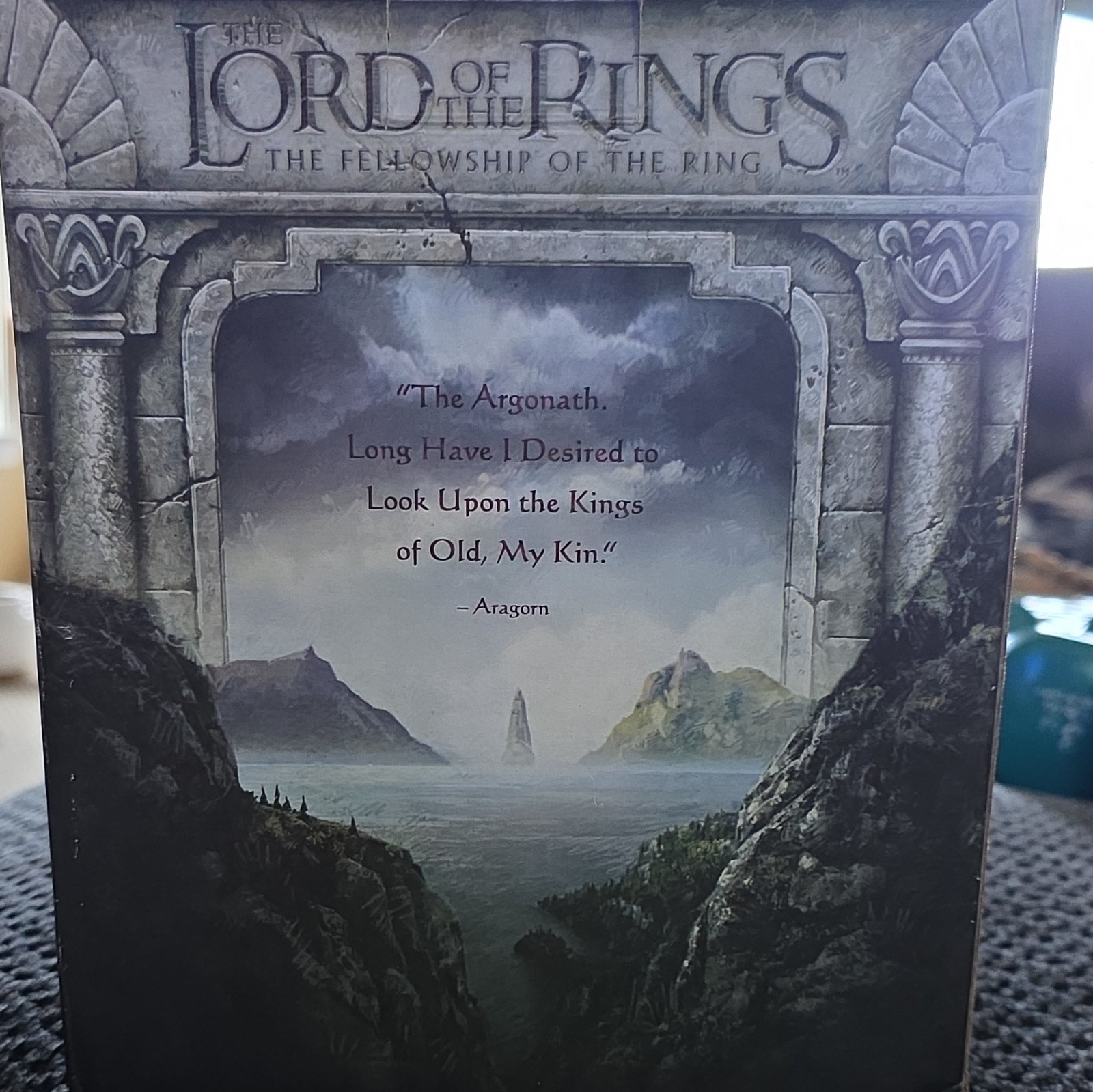 LORD OF THE RINGS Fellowship of the Ring 5-Disc DVD Gift Set w Argonath Bookends