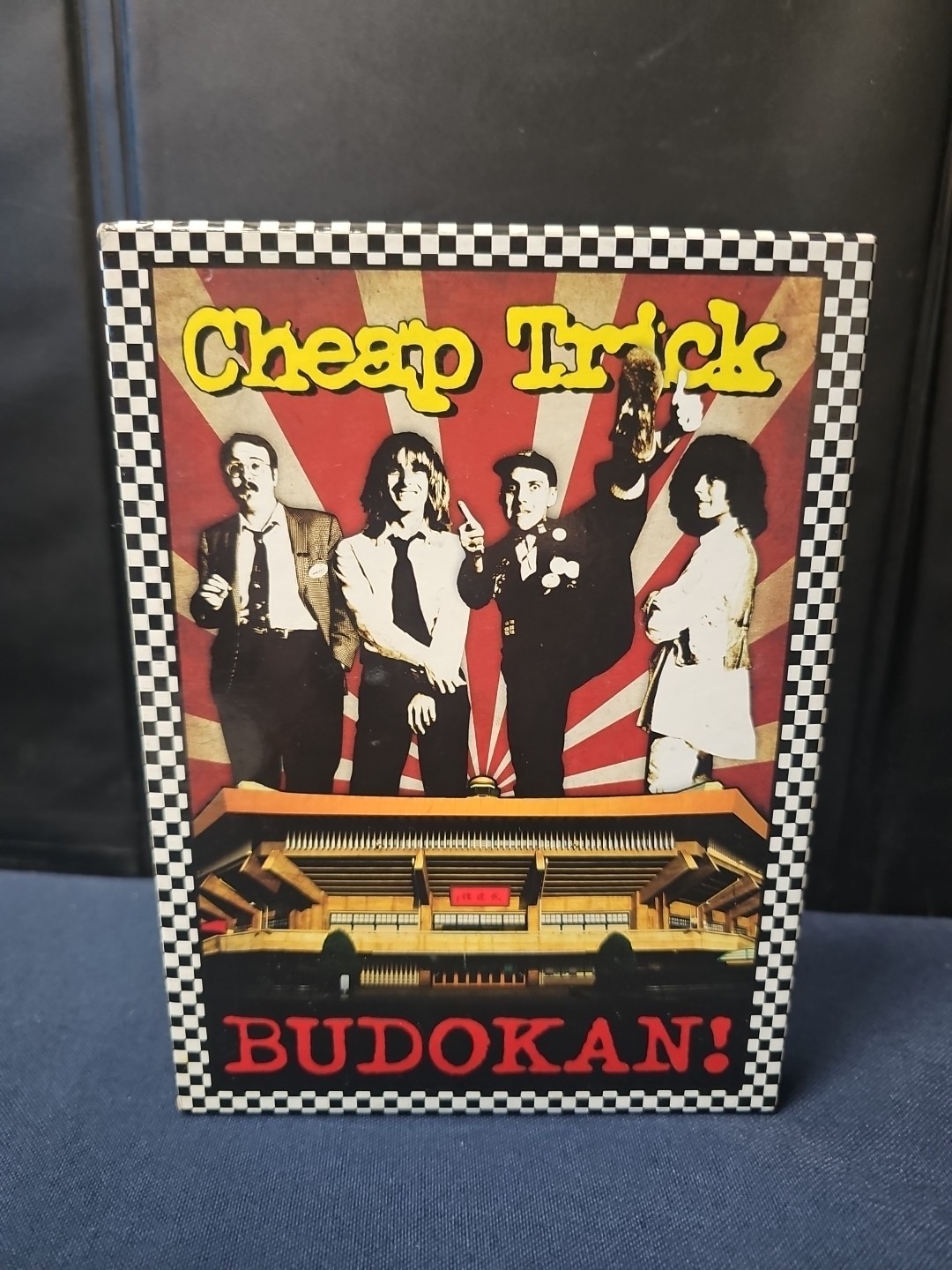 Cheap Trick – Budokan (DVD, 2008, 4-Disc Set, 3-CD Collectors Edition) CIB
