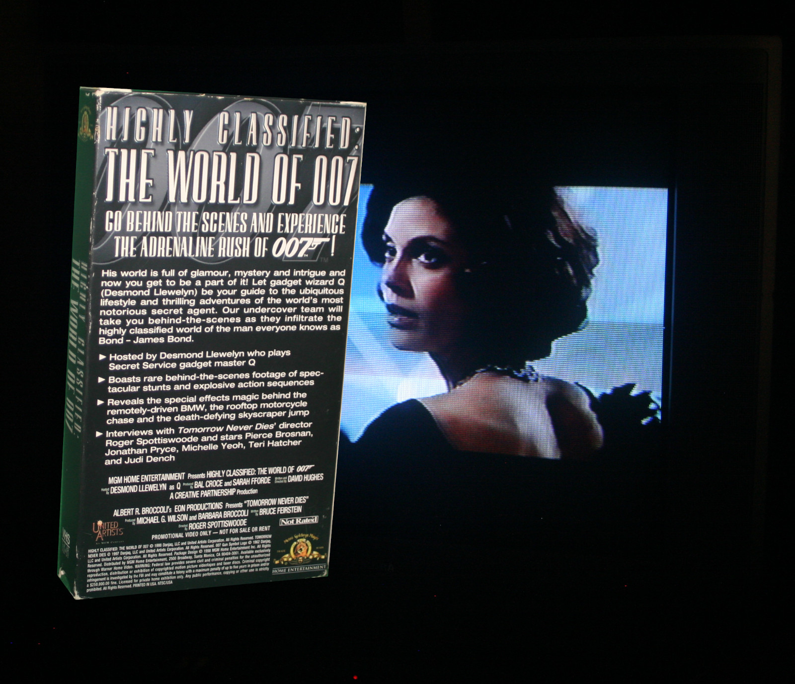 Highly Classified : The World of 007 / Promo VHS – James Bond 1998 MGM