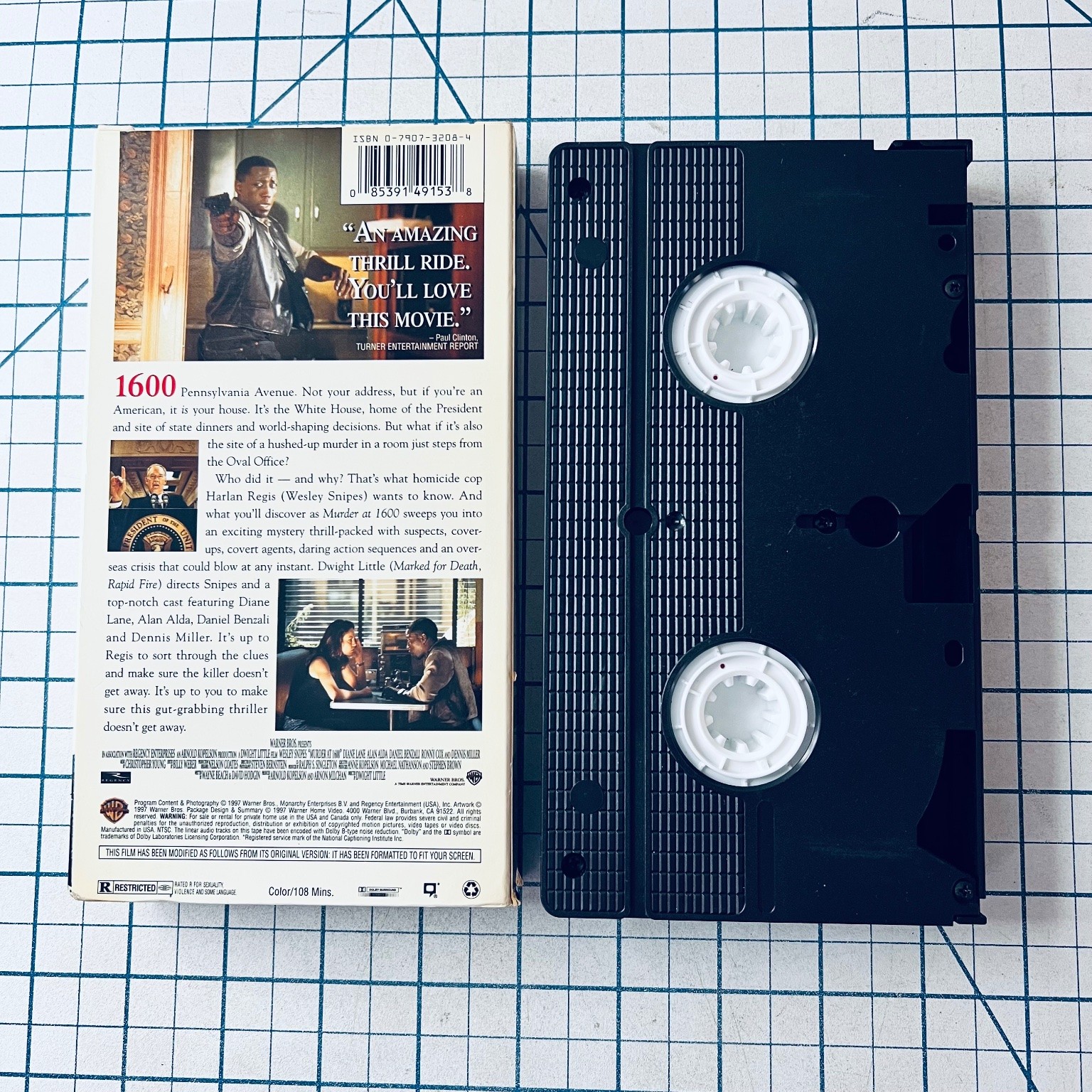 Murder at 1600 VHS 1997 Action Thriller Wesley Snipes Warner Bros. USED