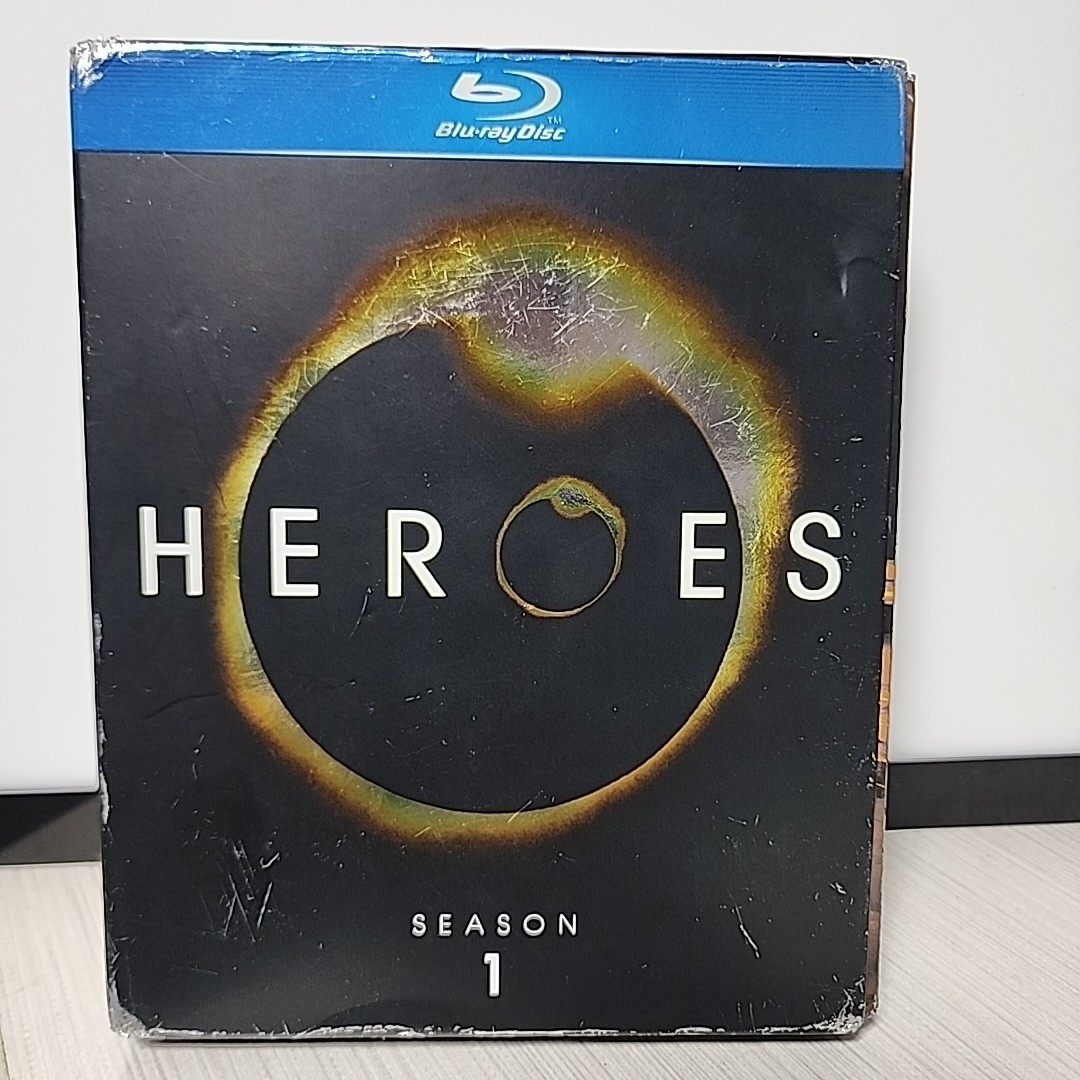 Heroes: Season 2 (4-Disc Blu-ray Box Set, 11 Episodes + Extras, 2007)