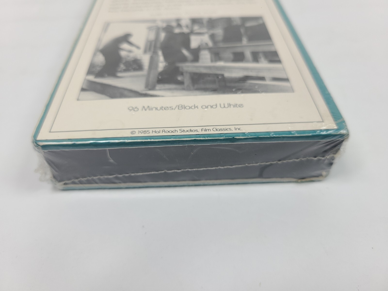 Night Of The Living Dead (VHS, 1985) Hal Roach Studios Black and White Horror