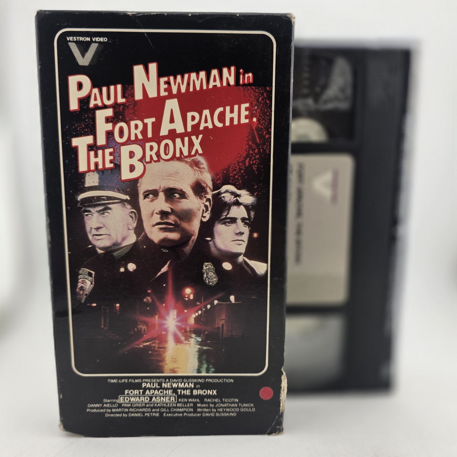 Fort Apache, the Bronx (VHS 1981) Paul Newman *Buy2Get1Free*