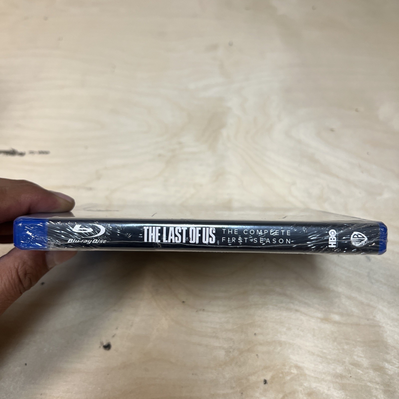 NEW THE LAST OF US (2023) – SEASON 1 – Blu-ray (4 discs / 521 min)