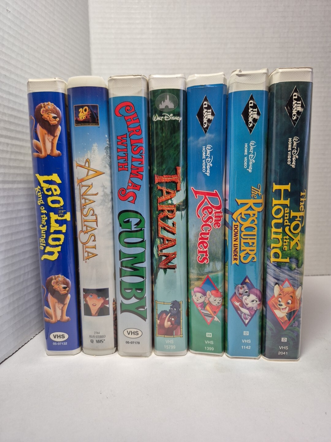 Lot Of Seven In Clam Shell Casings, Incl FOX&HOUND, TARZAN, ANASTASIA, Etc.