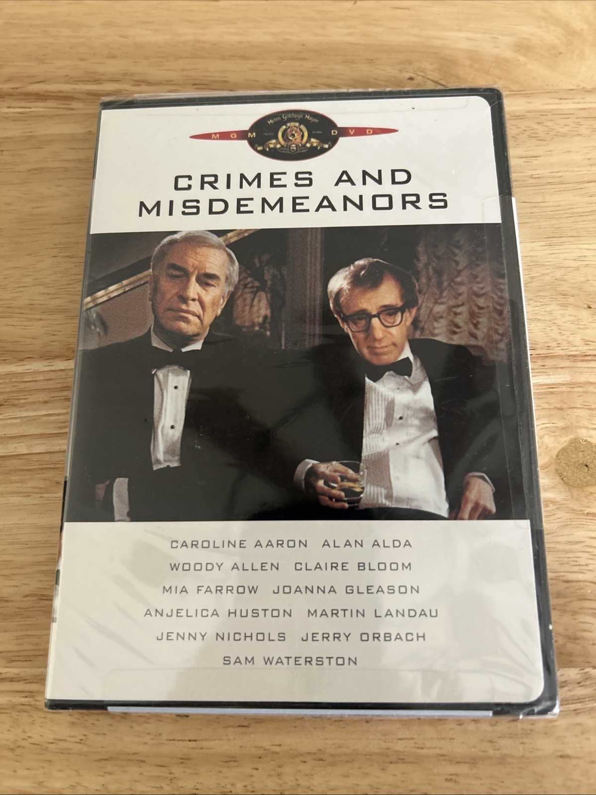Crimes and Misdemeanors (DVD, 1989)Woody Allen, Martin Landau – NEW Authentic US