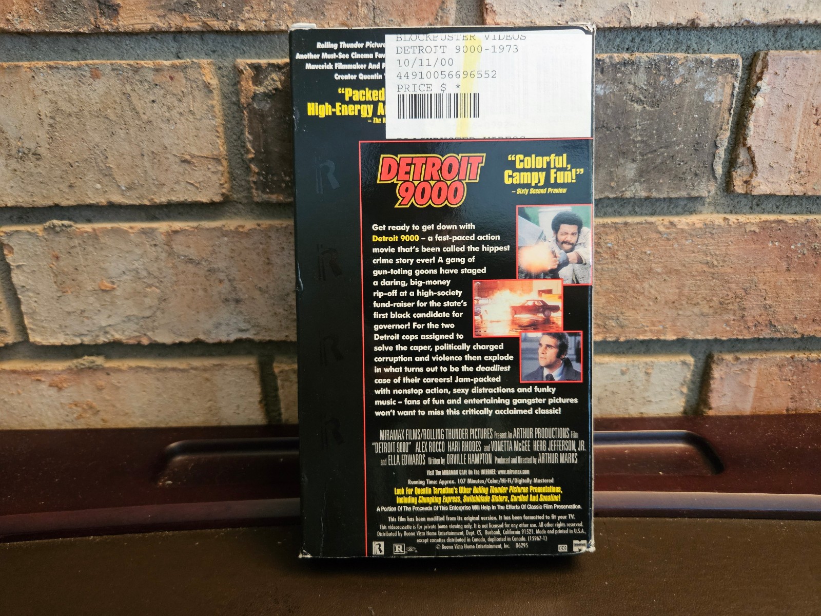 Detroit 9000 – VHS – TESTED! – R – 107 minutes – Rolling Thunder release