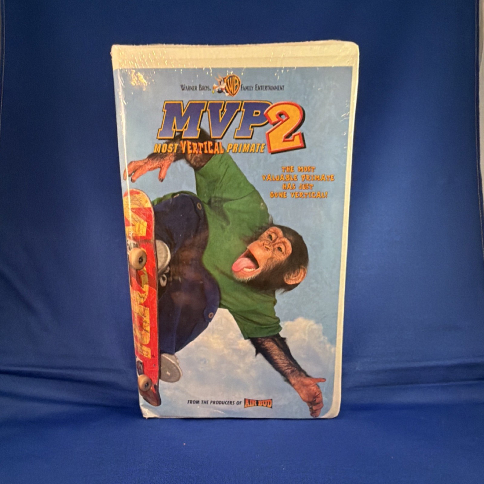 Warner Bros Family Ent. MVP 2: Most Vertical Primate (VHS) NTSC PG Clamshell