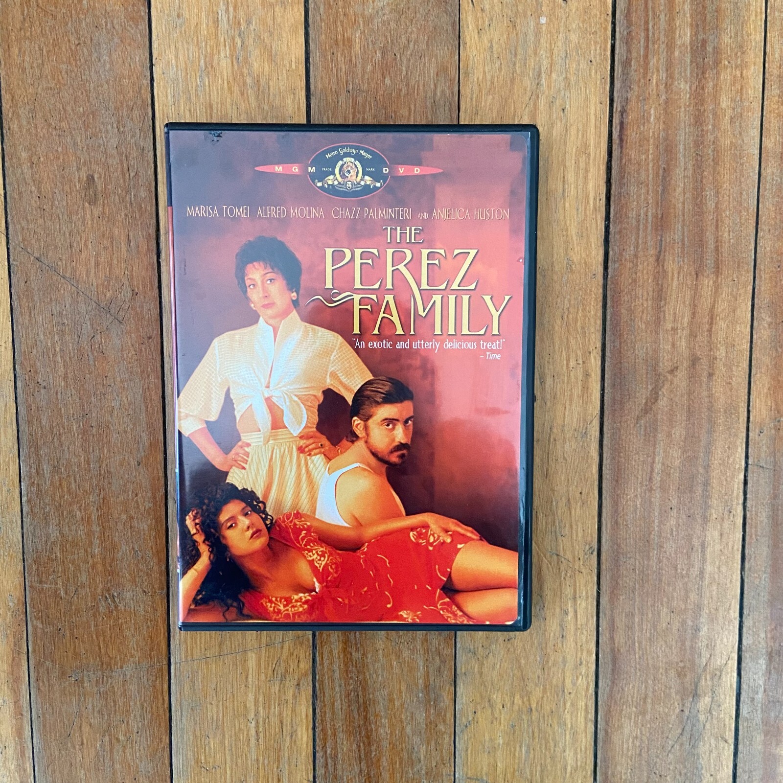 The Perez Family DVD 2003 MGM Marisa Tomei Chazz Palminteri