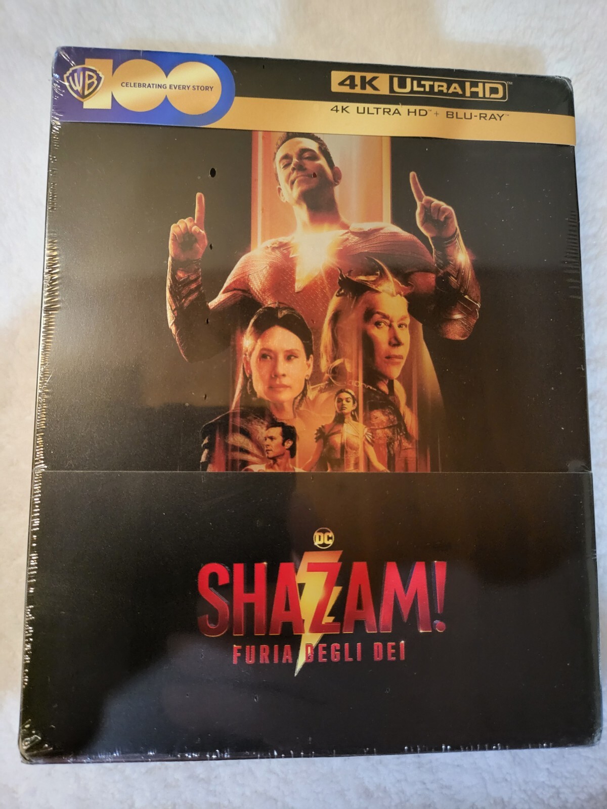 Shazam Fury Of The Gods 4K Blu Ray Steelbook, damaged, see images