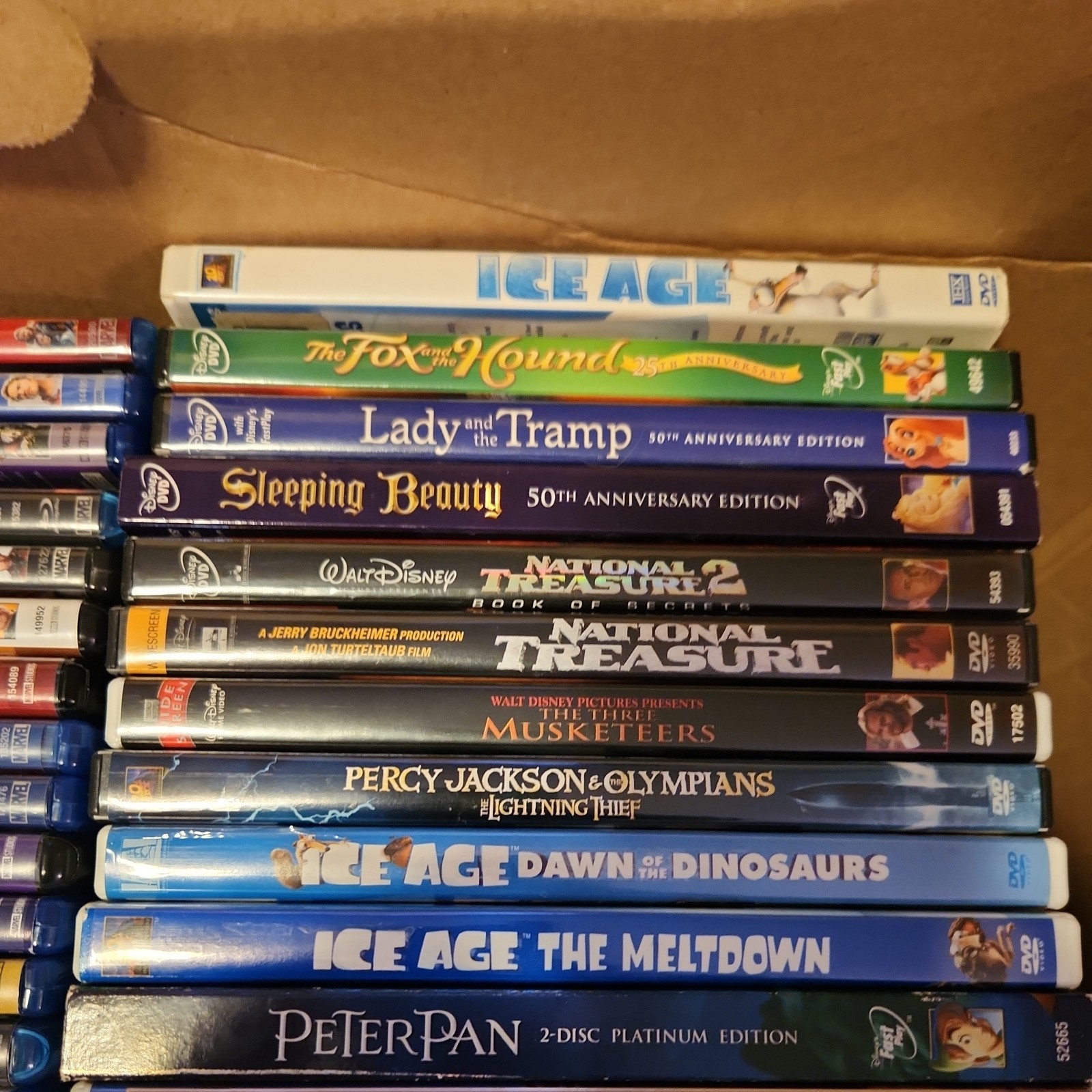 Lot of 159 Blu-ray/ DVD Movies Marvel Disney Pixar dreamworks illumination