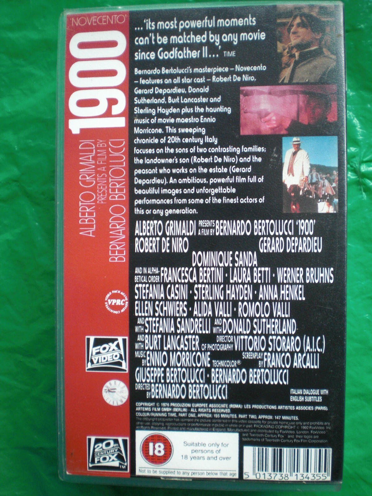 1900 – ROBERT DE NIRO (DOUBLE TAPE) 147 minutes 25071