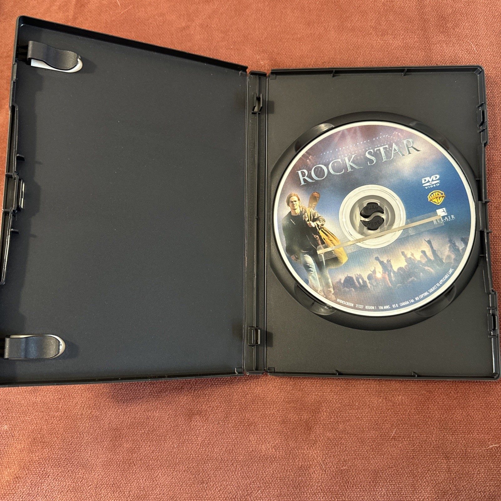 Rock Star DVD Mark Wahlberg, Jennifer Aniston 2001 With Hollywood Video Sticker