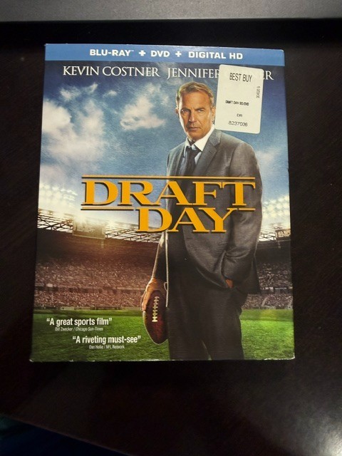 DRAFT DAY Blu-Ray + DVD + DIGITAL HD ULTRAVIOLET DISC DVD KEVIN COSTNER