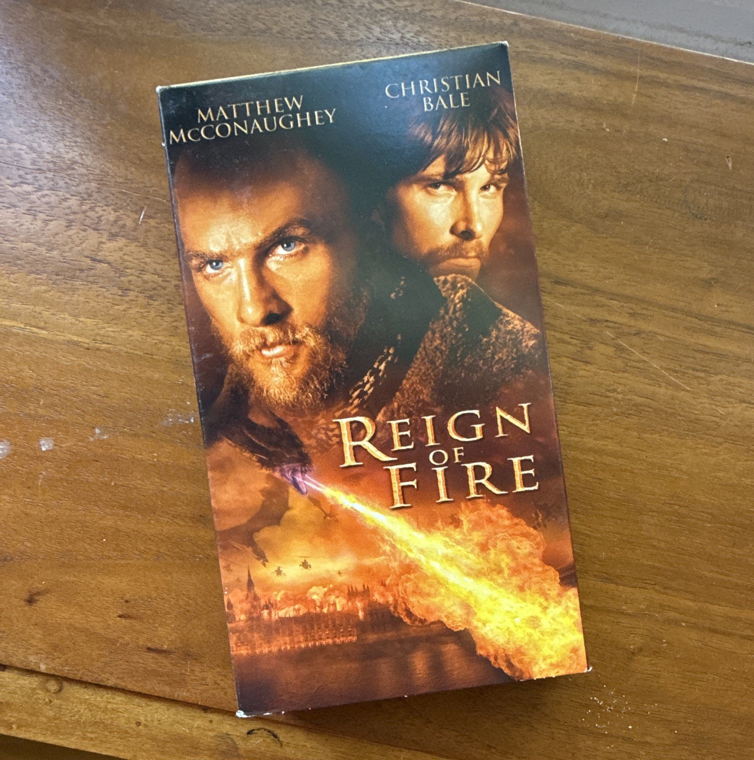 Touchstone Home Entertainment Reign of Fire VHS (2002) NTSC PG-13 Full Screen