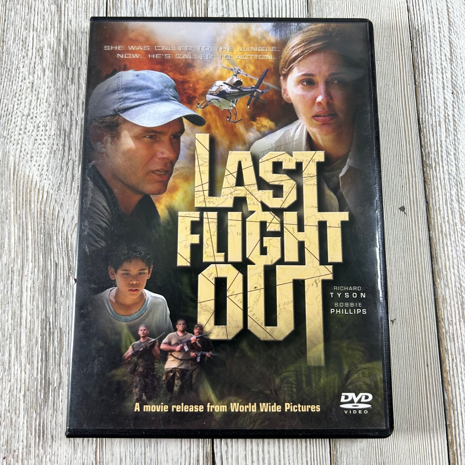 Last Flight Out DVD 2003 Richard Tyson Bobbie Phillips Action