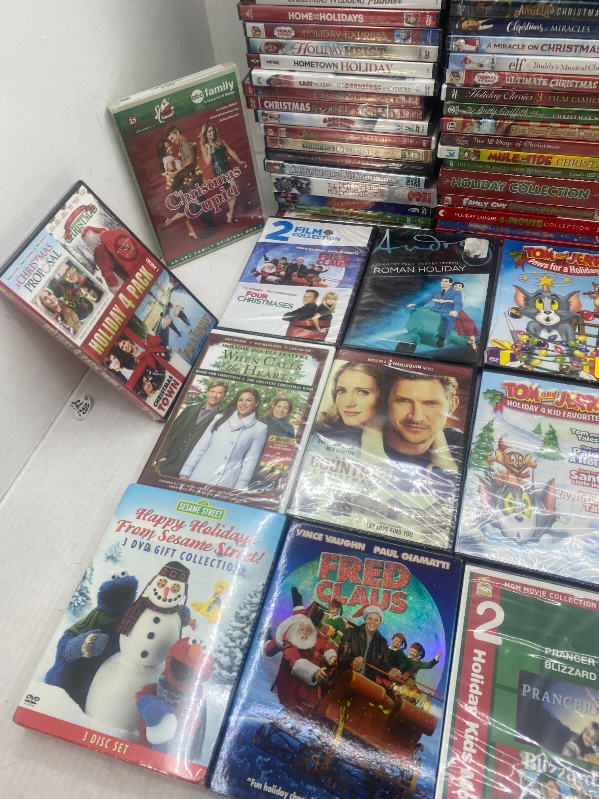 CHRISTMAS HOLIDAY MOVIES PICK & CHOOSE NEW FLAT RATE SHIPPING – DISNEY, HALLMARK