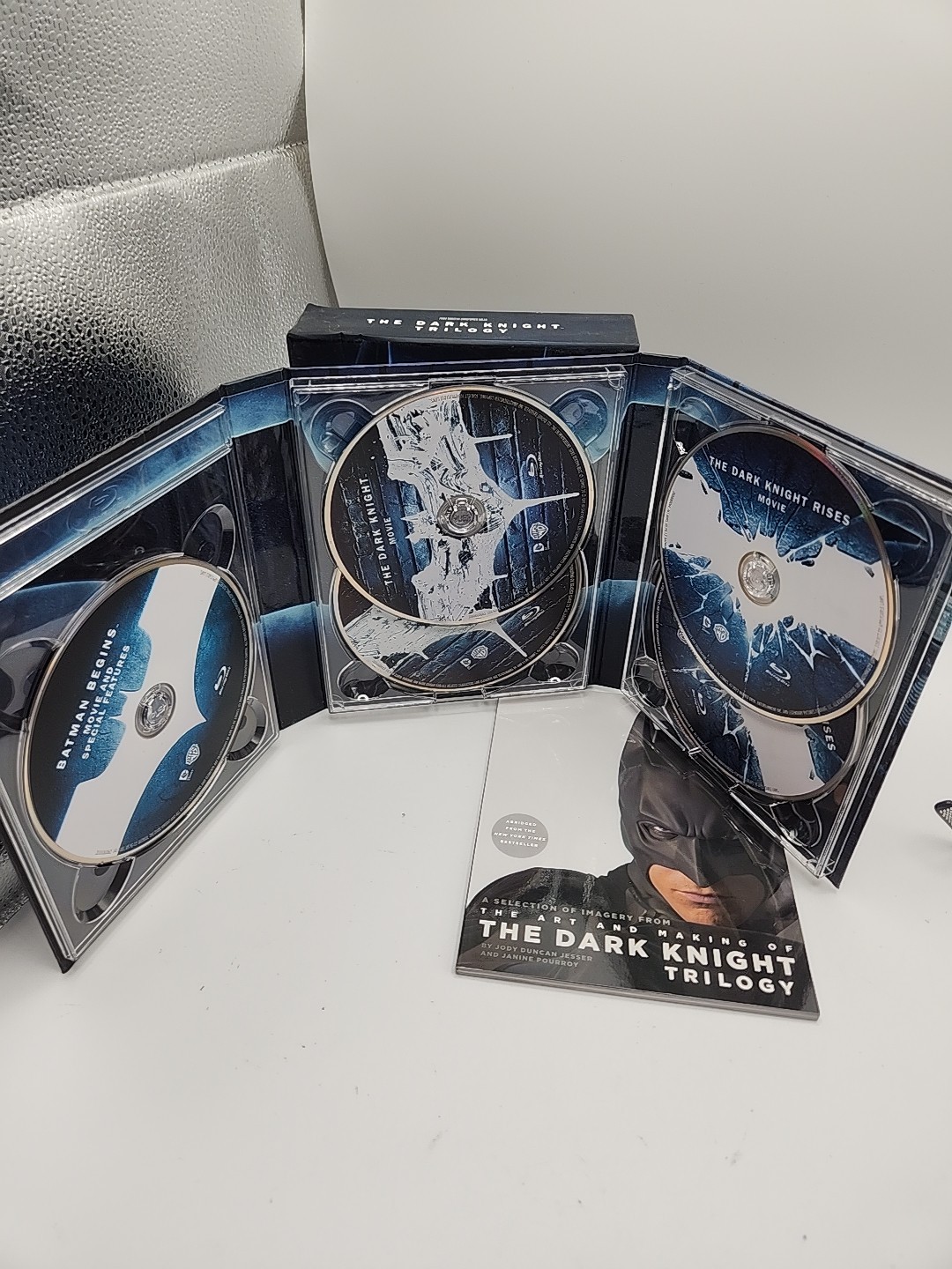 The Dark Knight Trilogy (Blu-Ray Box Set) 5-Disc Collection w/ Booklet