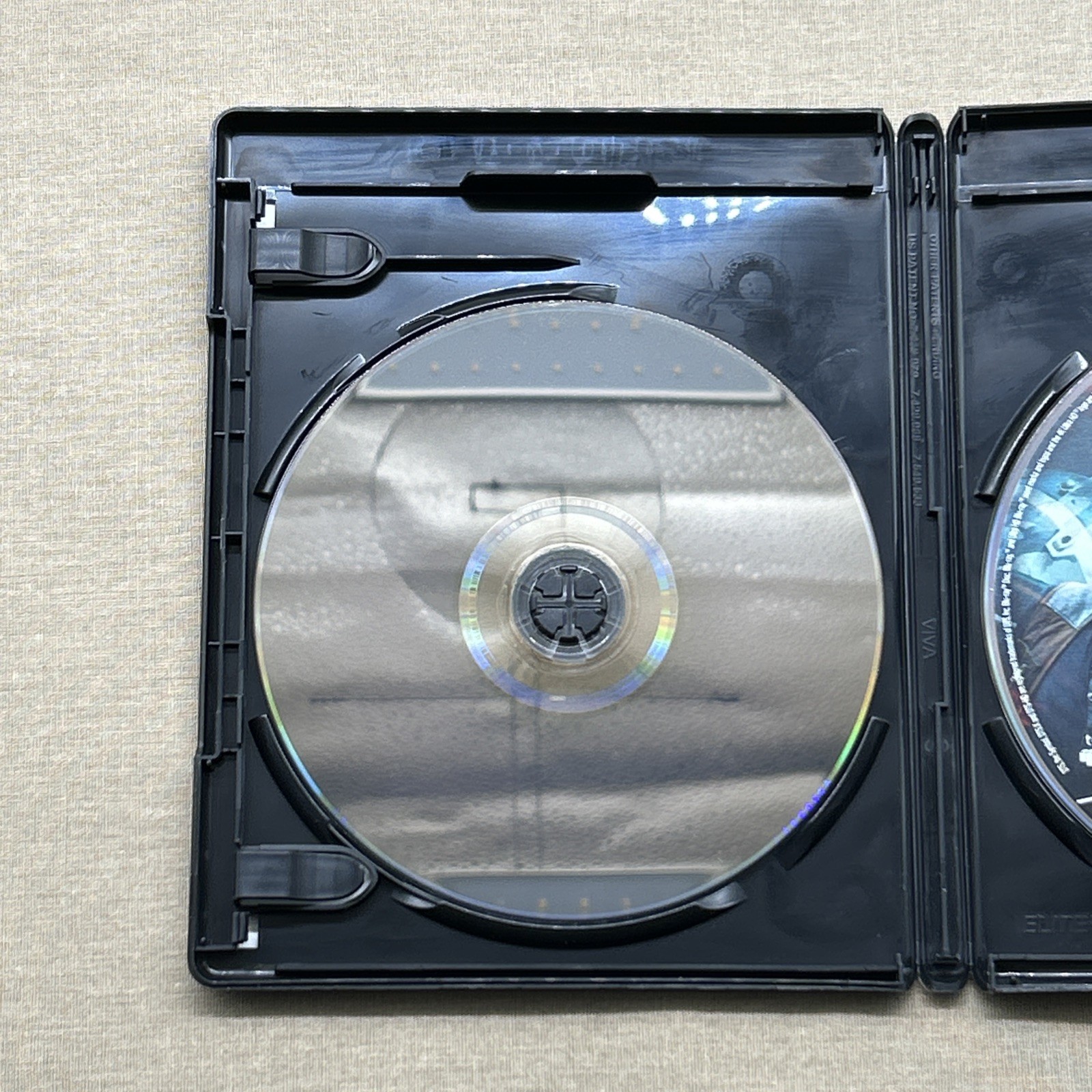Jurassic World Fallen Kingdom (4K UHD & Blu-ray 2018 + Slipcover) Park 5 Nublar