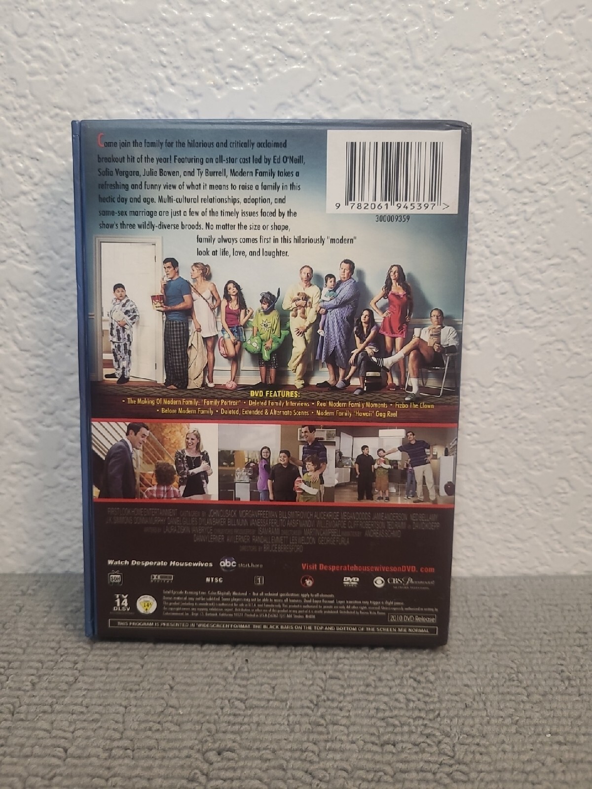 Modern Family Season 1 & 2 DVD The Complete Edition