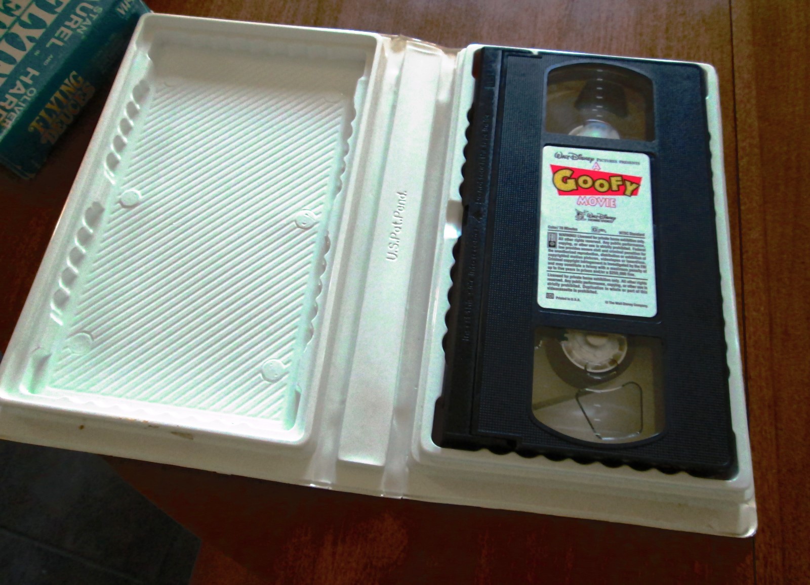 Walt Disney Home Video A Goofy Movie (VHS, Clamshell) White Label
