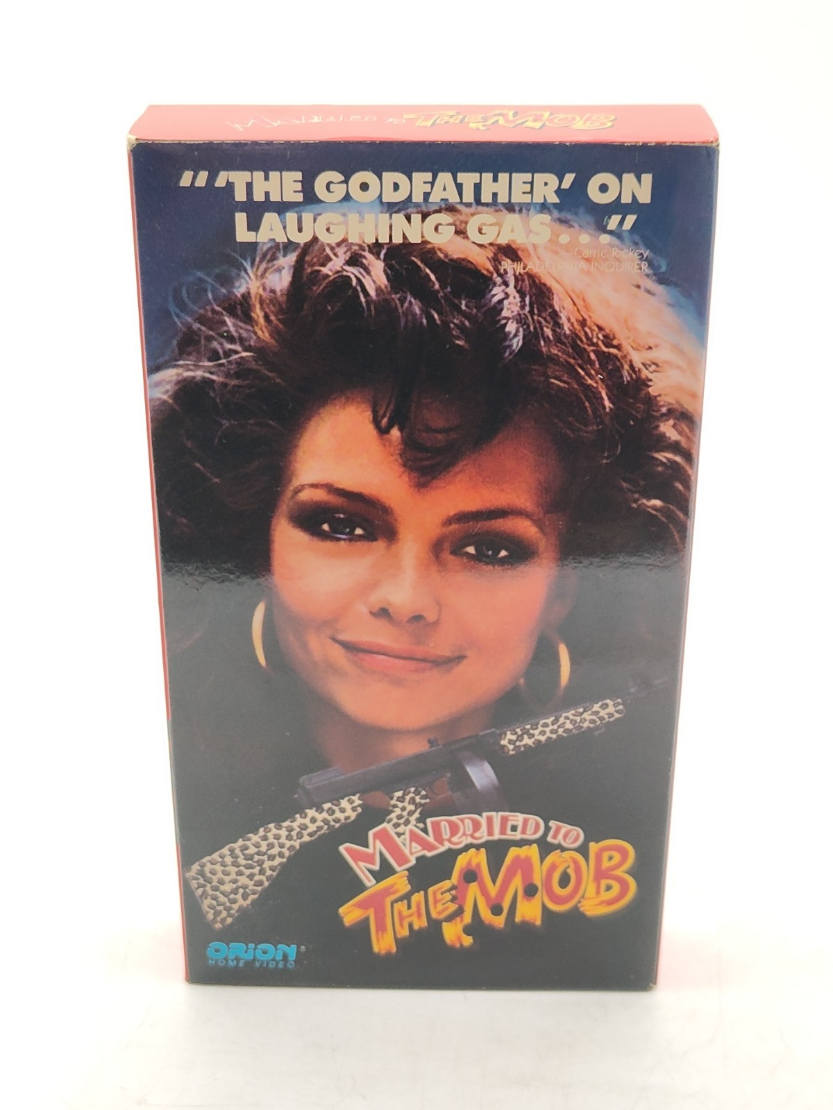 Married to the Mob (VHS, 1994)