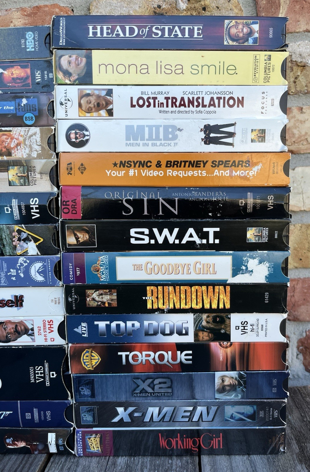 LOT OF 27 VHS MISC POPULAR MOVIES ACTION COMEDY DRAMA THRILLER SUPER HERO ETC
