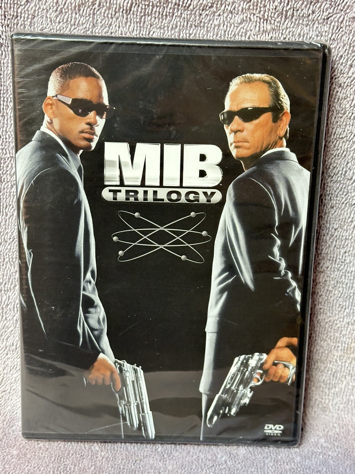 MIB Men in Black Trilogy (DVD) Tommy Lee Jones, Will Smith – NEW & SEALED!
