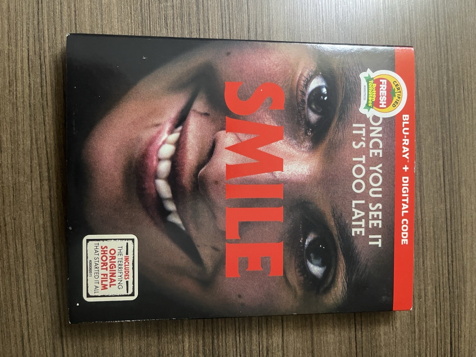 Smile (Blu-ray, 2022) w/ Slipcover – Horror + Unused Digital