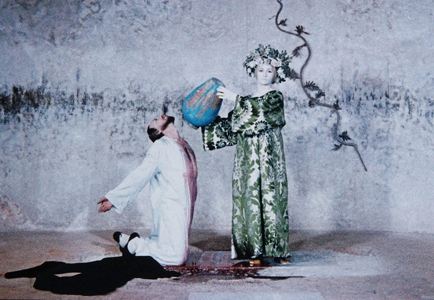 The Color of Pomegranates (The Criterion Collection) (DVD) Sofiko Chiaureli
