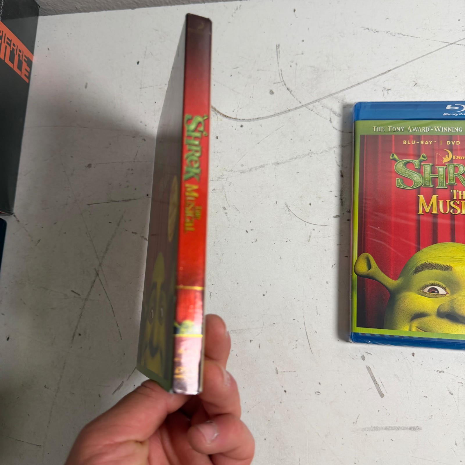 Shrek The Musical Deluxe Edition (Blu-ray/DVD) DreamWorks Musical Fantasy Movie