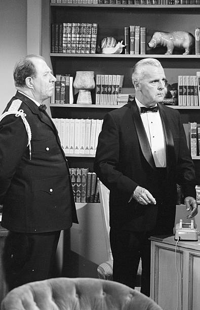 Stafford Repp Neil Hamilton Batman 1967 Old Tv Photo 3