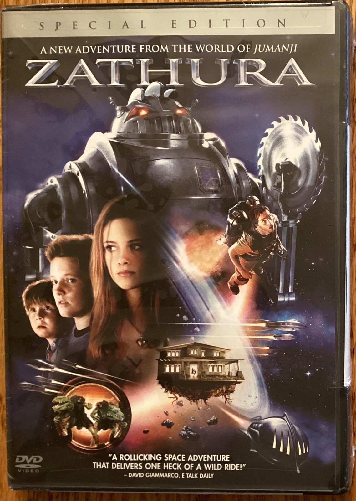 Zathura DVD with Josh Hutcherson, Jonah Bobo, Dax Shepard, Kristen Stewart