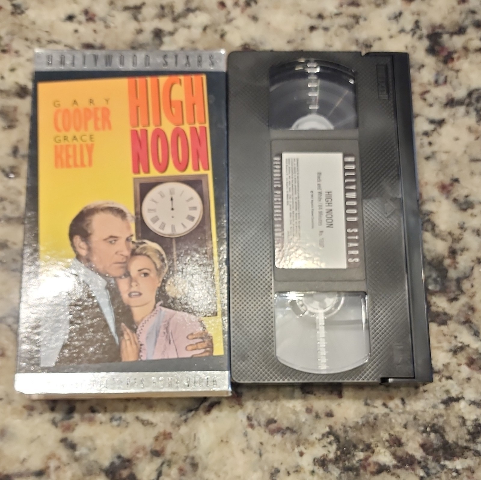 Republic Pictures Home Video High Noon VHS (1952) NTSC Full Screen Zinnemann