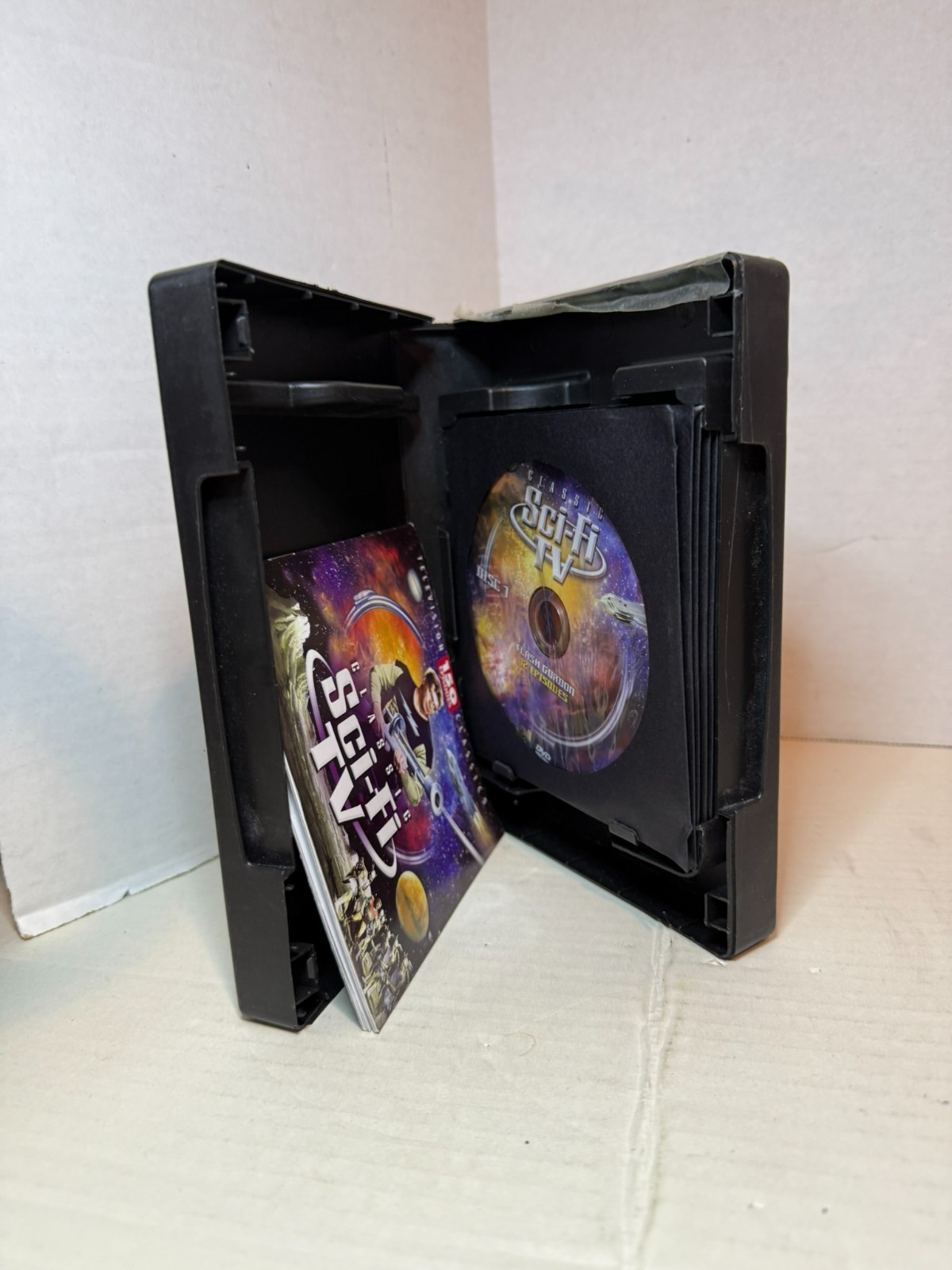 Classic Sci-Fi TV: 150 Episodes Steve Holland (DVD) 12-Disc Box Set – New