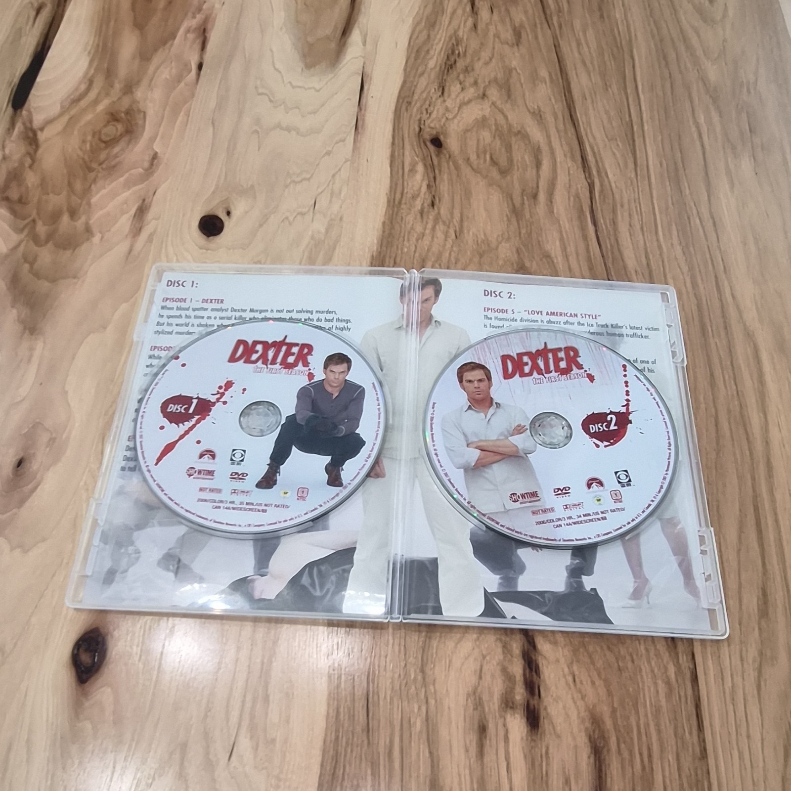 Dexter: The First Season DVD Box Set 4-Disc Showtime Ent. Behind The Scenes