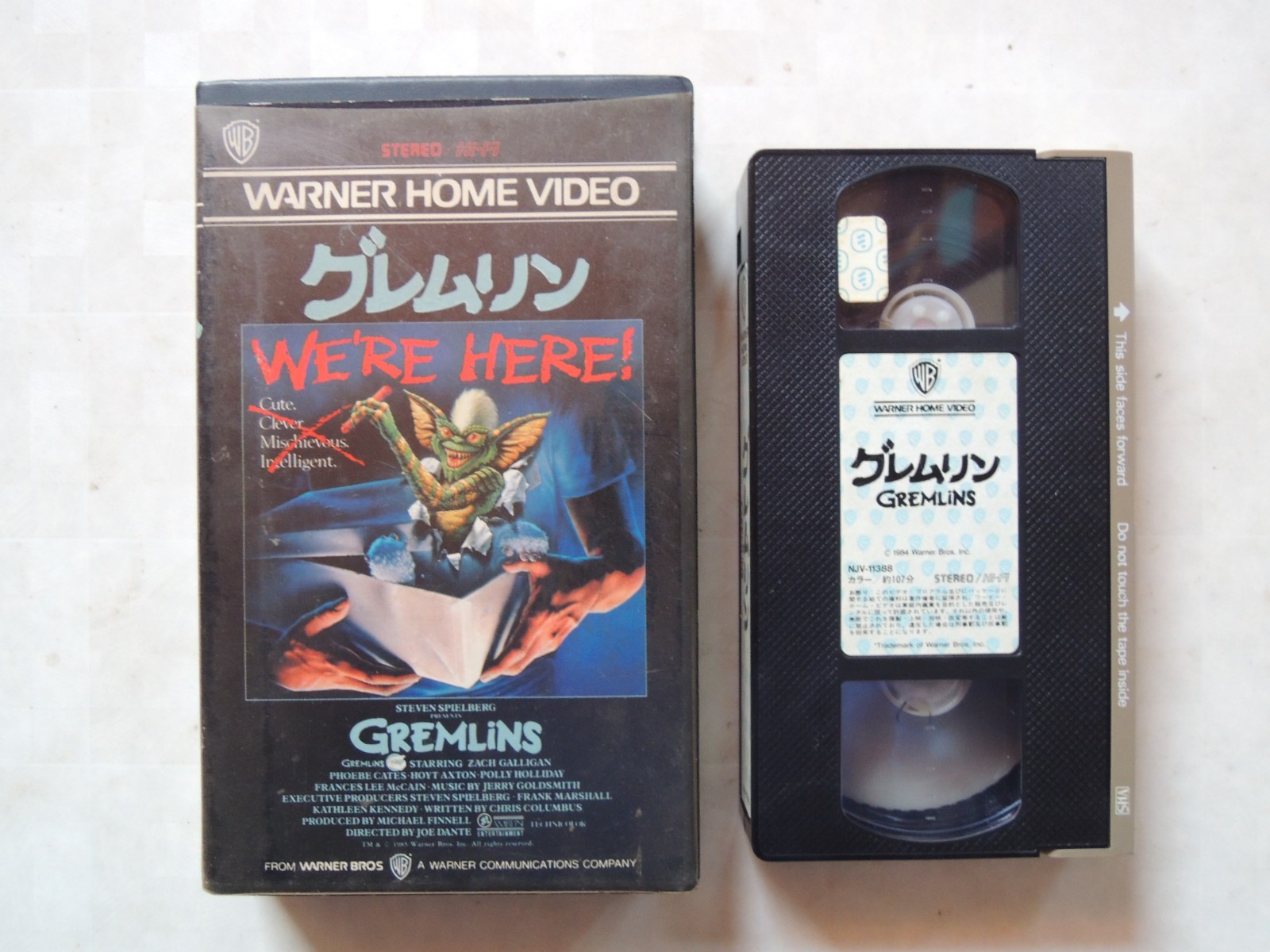 GREMLINS Phoebe Cates movie VHS japan Joe Dante 1984 rare design