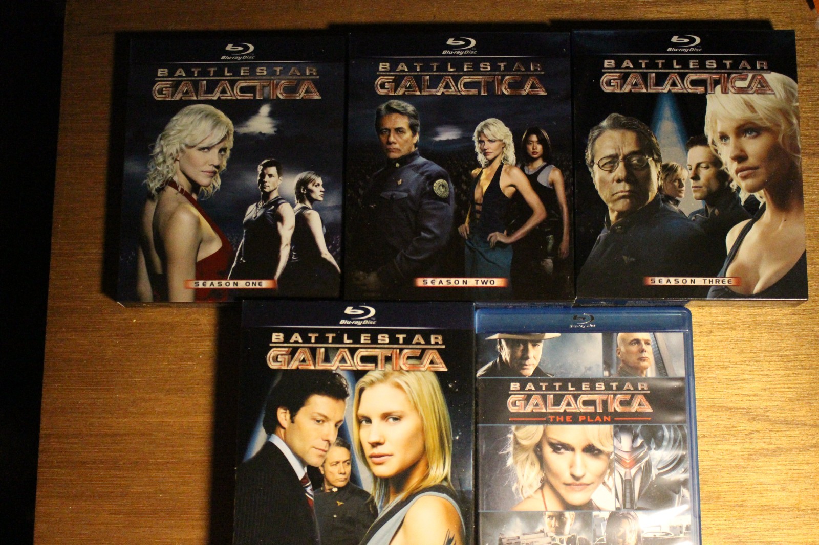Battlestar Galactica: The Complete Series (2004-2009), Blu-ray, watched once