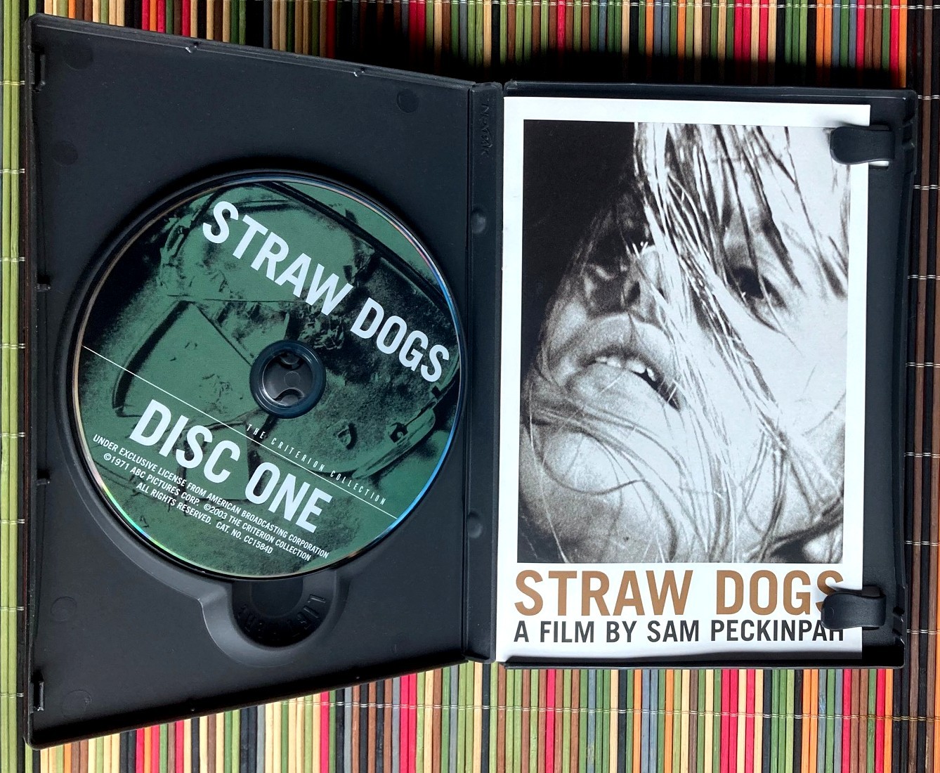 Peckinpah’s 1971 Uncut Film ” Straw Dogs ” CRITERION DVD (2003) Like New 2 Disc