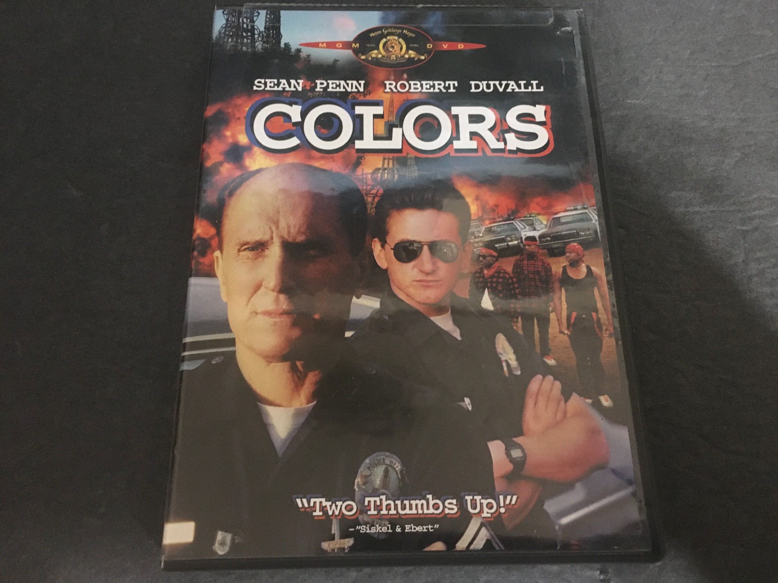 Colors Sean Penn, Robert Duvall