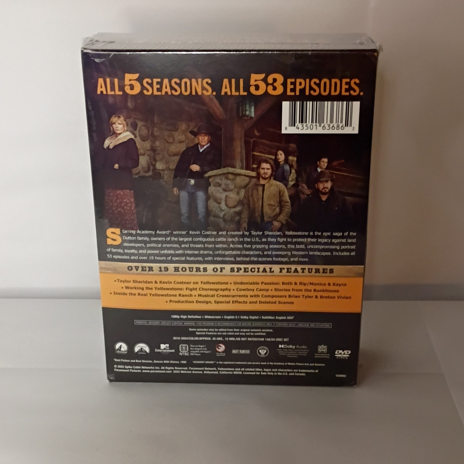 Paramount Network Yellowstone: Complete Series Seasons 1-5 DVD Box Set