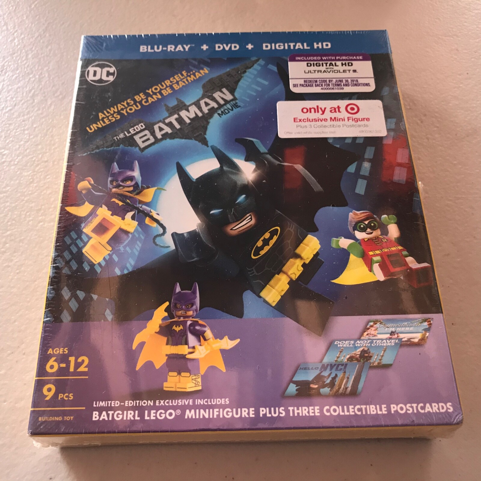 New Sealed The Lego Batman Movie (Blu-ray+DVD) Includes Batgirl LEGO Minifigure